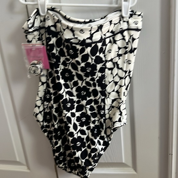 SALE kate spade Strapless Bandeau Swimsuit with Detachable Straps - Picture 6 of 10